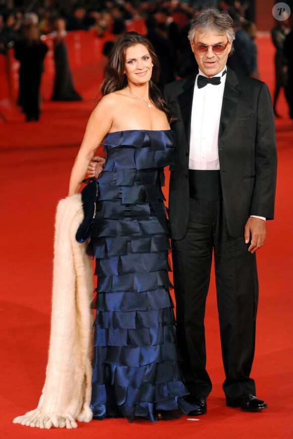 Andrea Bocelli et Veronica Berti au Festival de Rome en novembre 2009. Leur premier enfant, Virginia, est né le 21 mars  2012.