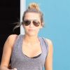 Miley Cyrus quitte son cours de pilates, à Los Angeles, le mercredi 4 avril 2012.