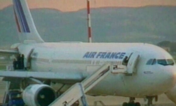 L'émission Flash-Back sera diffusée sur France 3, le lundi 16 avril à 20h35, et s'intéressera, entre autres, à l'affaire du vol Alger-Paris d'Air France qui a bouleversé la France en 1994.