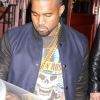 Kim Kardashian sort d'un restaurant à New York avec Kanye West le 5 avril 2012