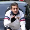 Nicolas Sarkozy profite de son lundi de Pâques pour s'offrir une longue randonnée à vélo à travers la campagne varoise le 9 avril 2012