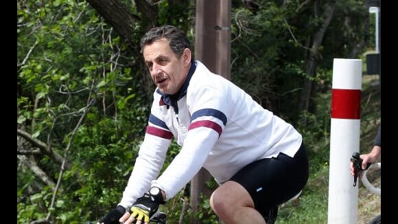 Nicolas Sarkozy s'offre une pause sportive, son fils Pierre poursuit sa tournée