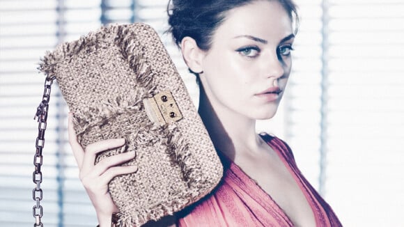 Mila Kunis dévoile encore tout son charme pour Dior