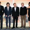 Alec Baldwin, Jesse Eisenberg, Roberto Benigni, Woody Allen et Penélope Cruz lors du photocall de To Rome With Love à Rome, le 13 avril 2012.