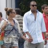 EXCLU. Beyoncé et son mari Jay-Z se promènent main dans la main dans les rues de Saint-Barthelemy le 5 avril 2012, alors qu'ils y passent leurs vacances avec leur petite Blue Ivy.