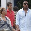 EXCLU. Beyoncé et son mari Jay-Z se promènent main dans la main dans les rues de Saint-Barthelemy le 5 avril 2012, alors qu'ils y passent leurs vacances avec leur petite Blue Ivy.