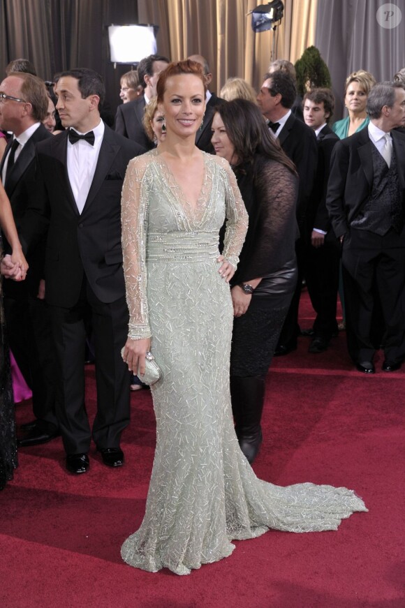 Une robe Elie Saab vert d'eau pour une Bérénice Bejo tendre et irrésistible lors des Oscars 2012