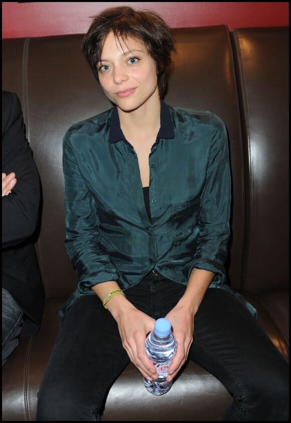 Lizzie Brocheré à Paris pour l'avant-première du film Nuit Blanche. Paris, le 8 novembre 2011.