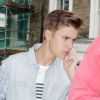 Justin Bieber se rend dans un studio d'enregistrement à Londres, le mercredi 25 avril 2012.
