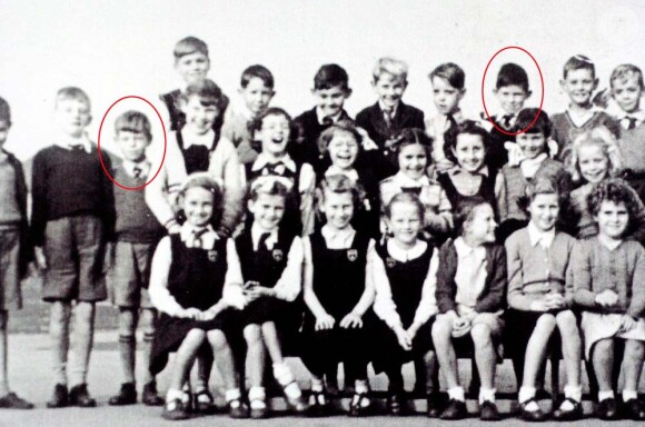 Mick Jagger et Keith Richards sur leur photo de classe à l'école primaire de Wentworth à Dartford, en 1951.