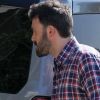 Ben Affleck sort de chez des amis, dans le quartier de Pacific Palisades, à Los Angeles. 5 mai 2012