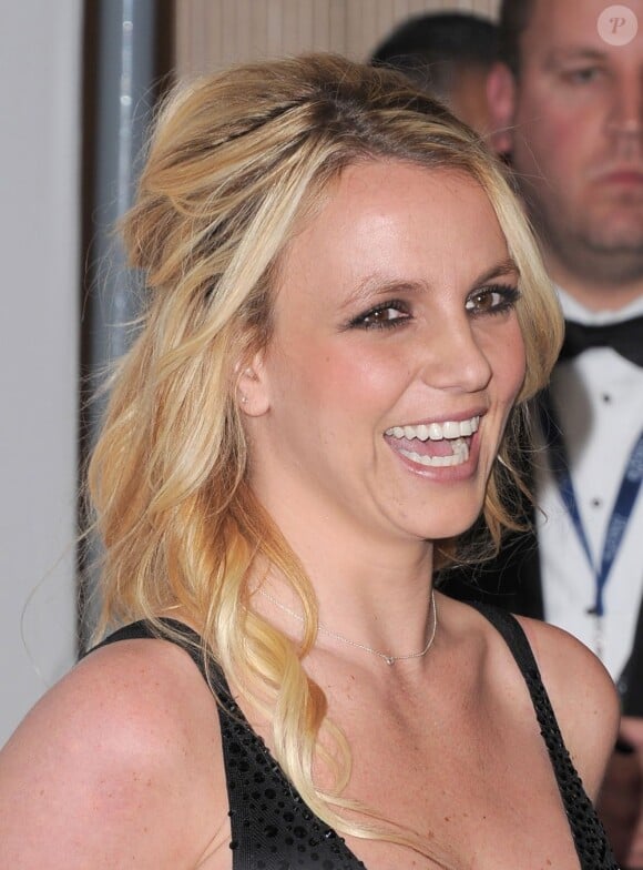 Britney Spears hilare en février 2012
