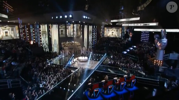 Jermaine Paul durant la finale de The Voice US, sur NBC, les 7 et 8 mai 2012.