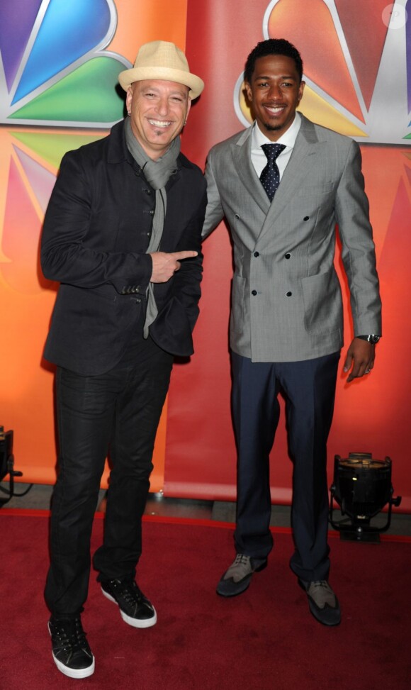 Howie Mandel et Nick Cannon lors des NBC Upfronts à New York le 14 mai 2012