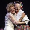 La reine Margrethe II de Danemark montait une dernière fois sur scène pour le gala d'adieu de sa très grande amie Susanne Heering, directrice et professeur de danse de l'école Naestved pour laquelle elle a créé décors et costumes durant 30 ans, au théâtre Naestved, le 13 mai 2012. Sous l'oeil de ses petits-enfants le prince Christian et la princesse Isabella, confiés à Caroline Heering en l'absence du prince Frederik et de la princesse Mary, en mission en Corée du Sud.