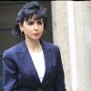 Rachida Dati fait la tournée des bureaux de vote de son arrondissement, le VIIe, à Paris, le 6 mai 2012.