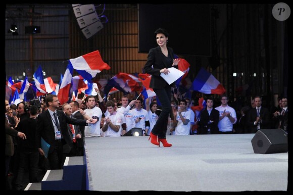 Le come-back : Rachida Dati s'apprête à prendre la parole lors du meeting de Nicolas Sarkozy, à Lille, le 23 janvier 2012.