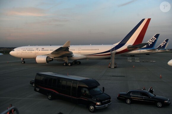 L'avion appelé "Sarko One" dans lequel François Hollande arrive à Washington, le 18 mai 2012