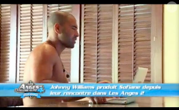 Sofiane répète sa chanson pour Nabilla dans Les Anges de la télé-réalité 4 le lundi 21 mai 2012 sur NRJ12