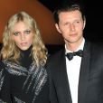 Anja Rubik et son mari Sasha Knezevic lors de l'avant-première du film Cruel Summer. Cannes, le 23 mai 2012.