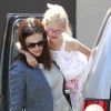Jennifer Garner très élégante dévoile son secret, la gaine, et fait du shopping avec Violet, à Los Angeles, le 29 mai 2012