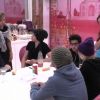 Les habitants discutent dans Secret Story 6, mercredi 30 mai 2012 sur TF1