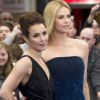 Charlize Theron et Noomi Rapace à l'avant-première de Prometheus à Londres, le 31 mai 2012.