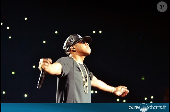 Jay-Z sur la scène de Bercy pour le Watch The Throne Tour, à Paris, le 1er juin 2012.