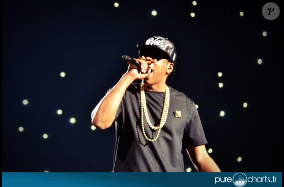 Jay-Z sur la scène de Bercy pour le Watch The Throne Tour, à Paris, le 1er juin 2012.