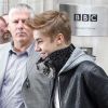 Justin Bieber à la sortie de la radio BBC One, le mercredi 6 juin 2012 à Londres.
