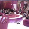 Les habitants dans le salon dans la quotidienne de Secret Story 6 du 11 juin 2012 sur TF1