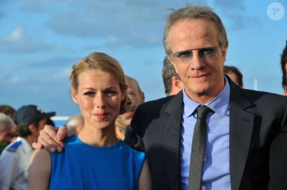 Fleur Lise et Christophe Lambert lors de la cérémonie de clôture du Festival du film romantique de Cabourg, le 16 juin 2012
