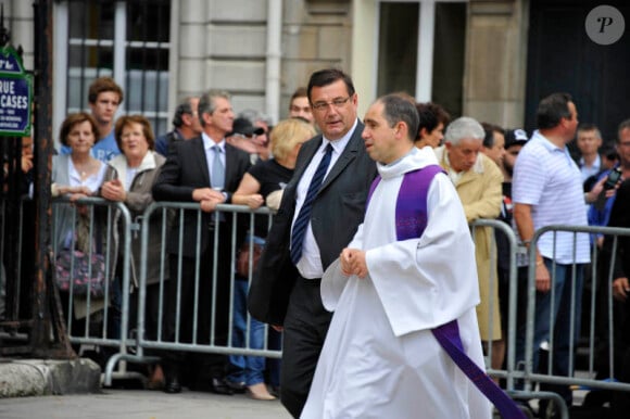 Jean-François Lamour lors des obsèques de Thierry Roland le 21 juin 2012 en l'église Sainte-Clotilde à Paris