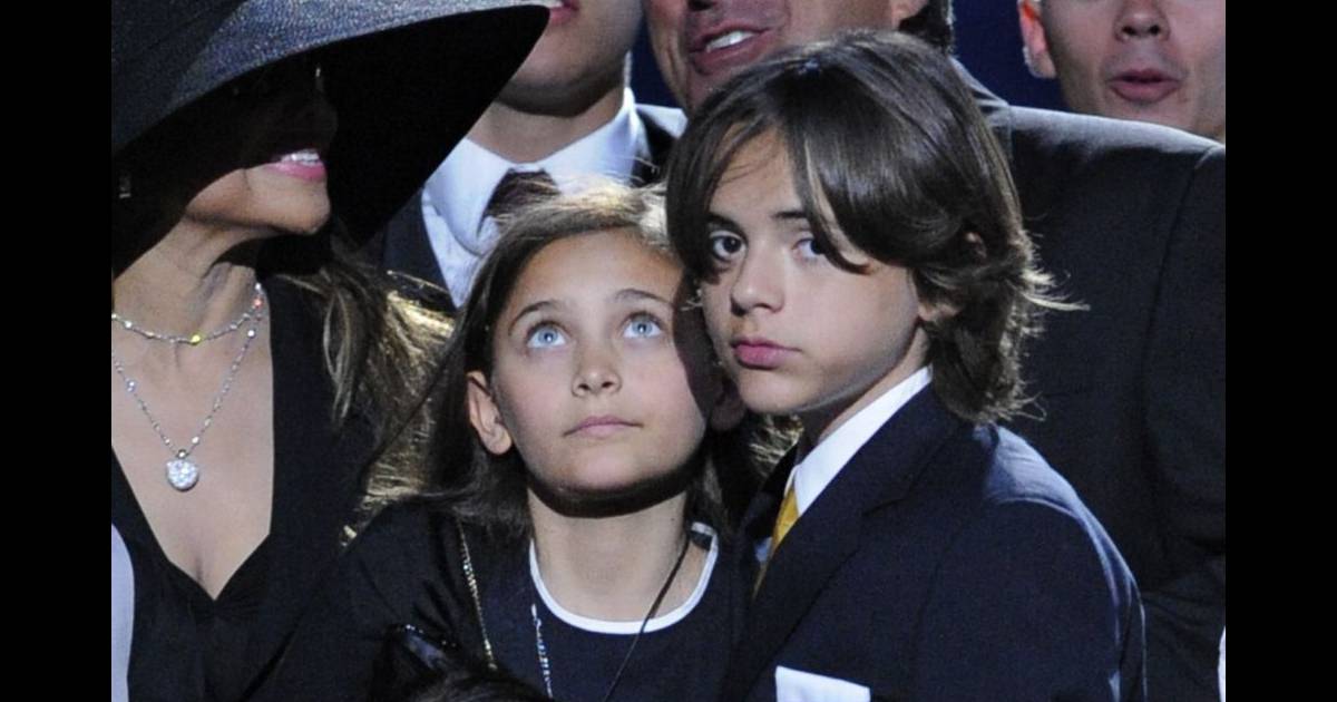 Paris, Prince et Blanket Jackson lors des obsèques de Michael Jackson