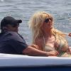 Victoria Silvestedt : moment de complicité avec son fiancé Maurice dans la baie de Monaco le 24 juin 2012