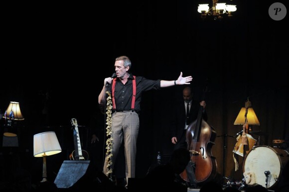 Hugh Laurie en concert à Moscou le 25 juin 2012.