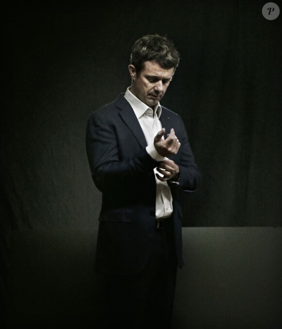 Une des photos officielles incluses à l'édition de MetroXpress dirigée par le prince Frederik.
Le prince Frederik de Danemark était le 27 juin 2012 le rédacteur en chef événement du quotidien gratuit MetroXpress, pour un numéro spécial Jeux olympiques de Londres.