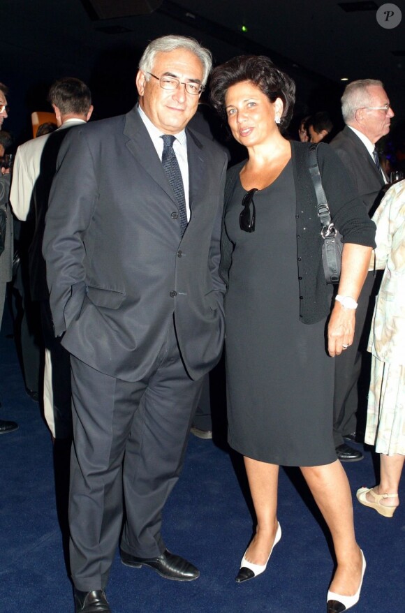 Anne Sinclair et Dominique Strauss-Kahn à Paris, le 4 septembre 2003.