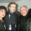 Anne Sinclair, Dominique Strauss-Kahn et Bernard-Henri Lévy à Paris, le 9 mars 2000.
