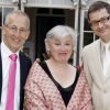 Sir Peter Ricketts, Lady Susan Ricketts et Cyrille Vigneron à la garden-party Cartier le 2 juillet 2012 à Paris
