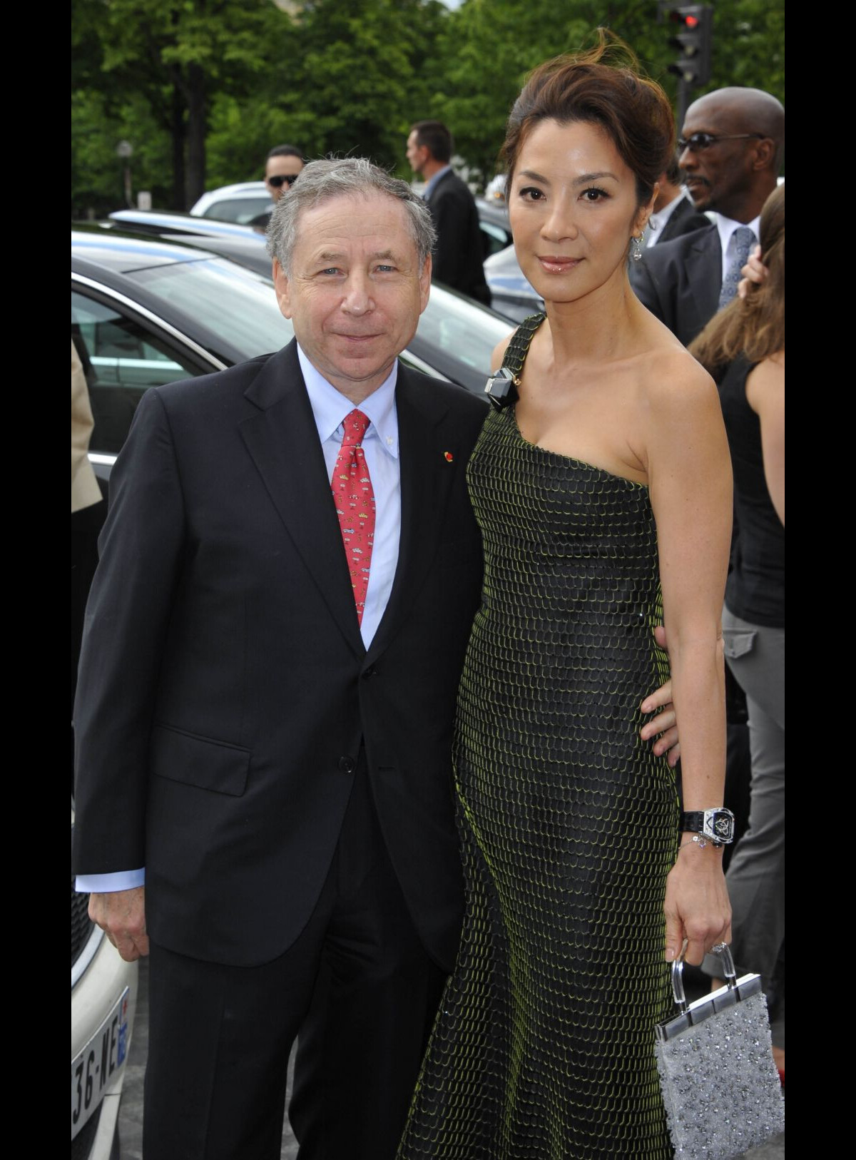 Photo : Jean Todt et sa compagne Michelle Yeoh arrivent au Théâtre ...
