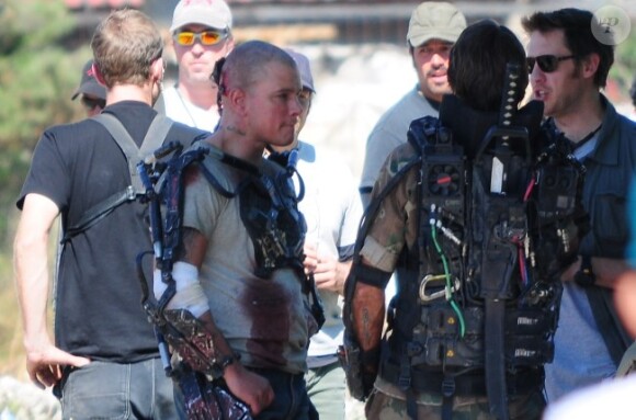 Matt Damon en costume sur le tournage du film Elysium de Neil Blomkamp. Novembre 2011 à Mexico.