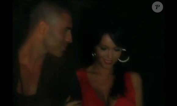 Nabilla et Sofiane fous d'amour dans le clip de Dingue de toi Nabi-Nabilla de Sofiane