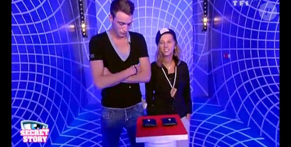Julien et Emilie dans la quotidienne de Secret Story 6 le samedi 7 juillet 2012 sur TF1