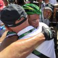 Thomas Voeckler triomphant après avoir décroché sa première victoire d'étape sur le Tour de France le 11 juillet 2012 entre Mâcon et Bellegarde-sur-Valserine