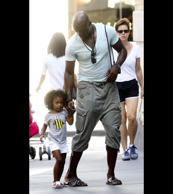 Seal et la petite Lou à New York, le 16 juillet 2012