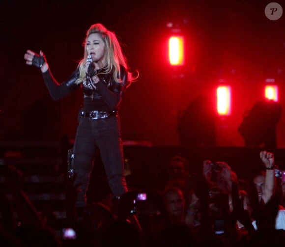 Madonna en concert au Stade de France, le 14 juillet 2012.