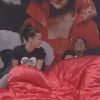 Thomas s'invite dans le lit de Capucine dans la Love Room (Secret Story 6 - quotidienne du samedi 21 juillet 2012).