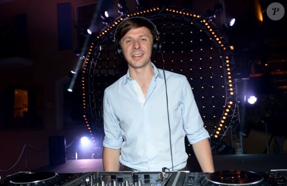 Martin Solveig à la soirée organisée par l'hôtel Byblos à St-Tropez, le samedi 21 juillet 2012.