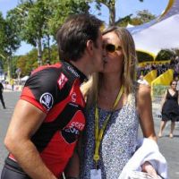 Clovis Cornillac: Récompensé d'un baiser de Lilou Fogli après son Tour de France